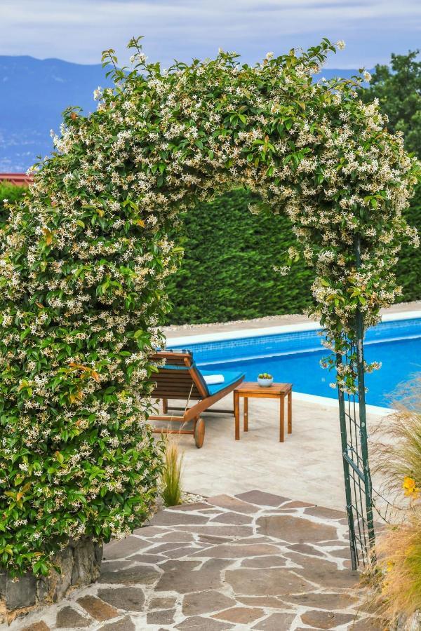 *****pool House With Beautiful Seaview,big Garden And Old Tavern*****